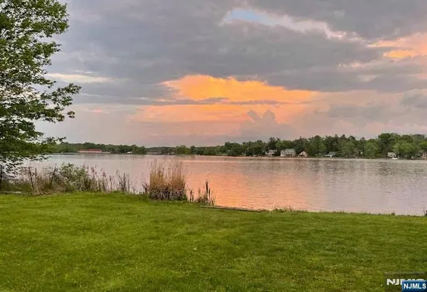 $2,500 | 138 Bearfort Road, West Milford, NJ 07480