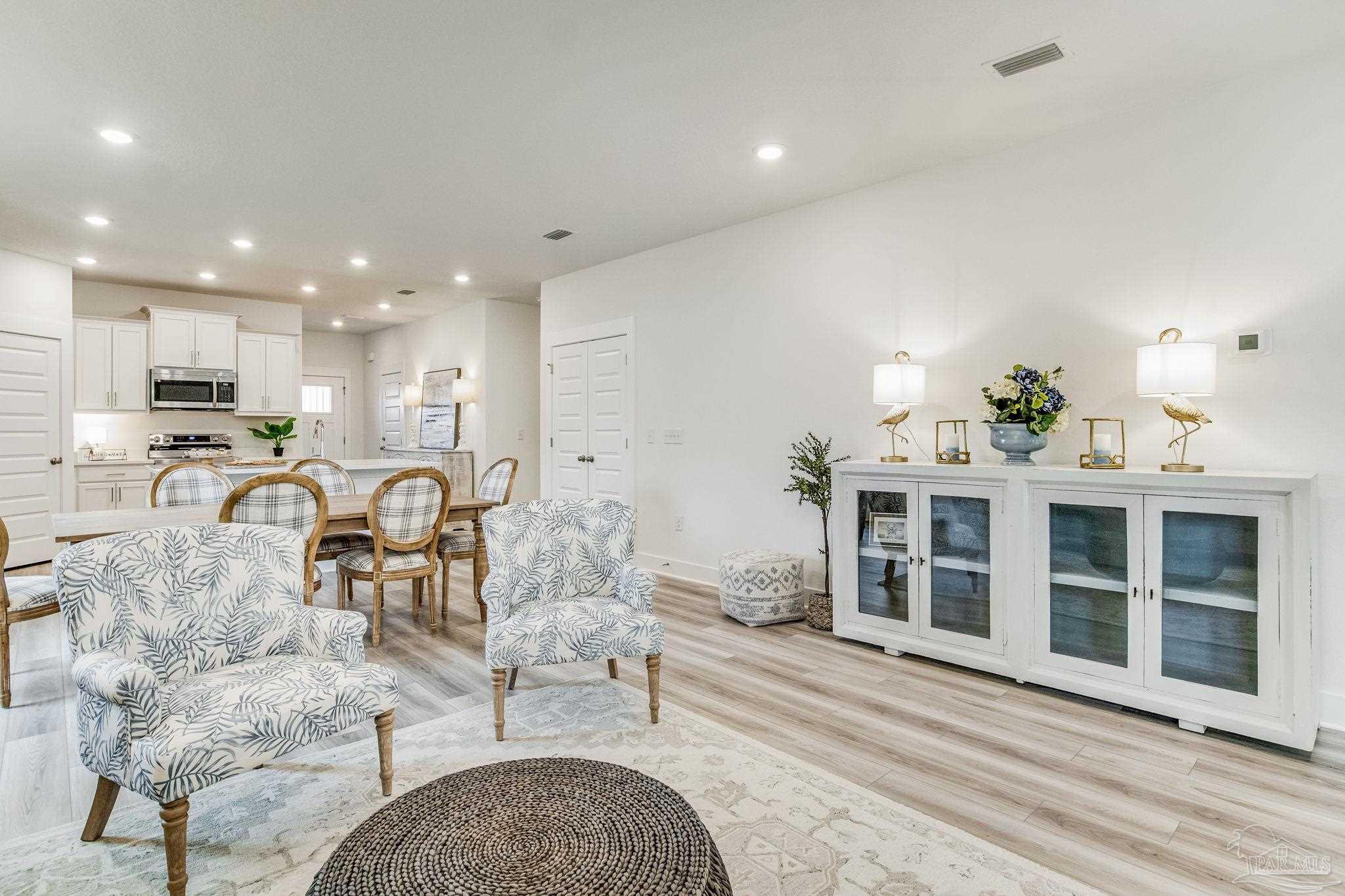 1949 Westhill Drive Cantonment, FL 32533 - Photo 11 of 35