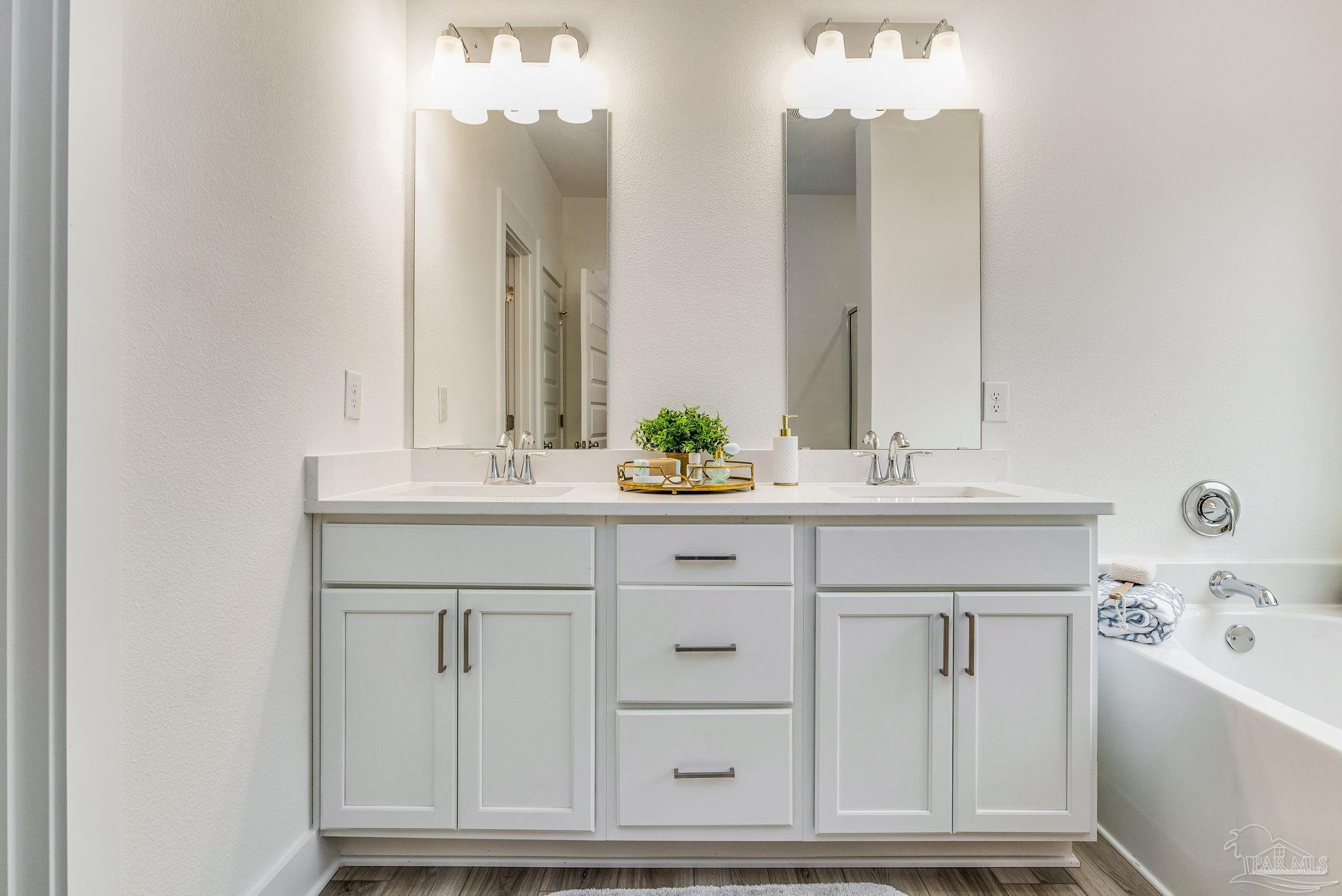 1949 Westhill Drive Cantonment, FL 32533 - Photo 22 of 35