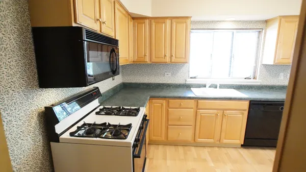 $4,975 | 459 Highcrest Drive, Wilmette, IL 60091