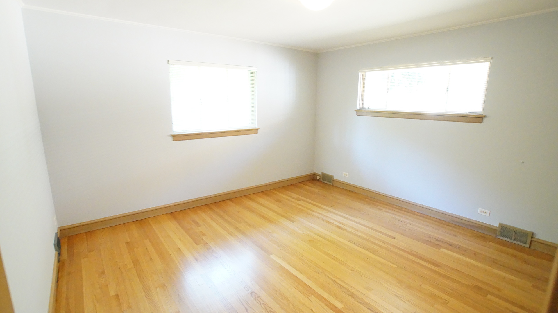 459 Highcrest Drive Wilmette, IL 60091 - Photo 15 of 26 an empty room with a window