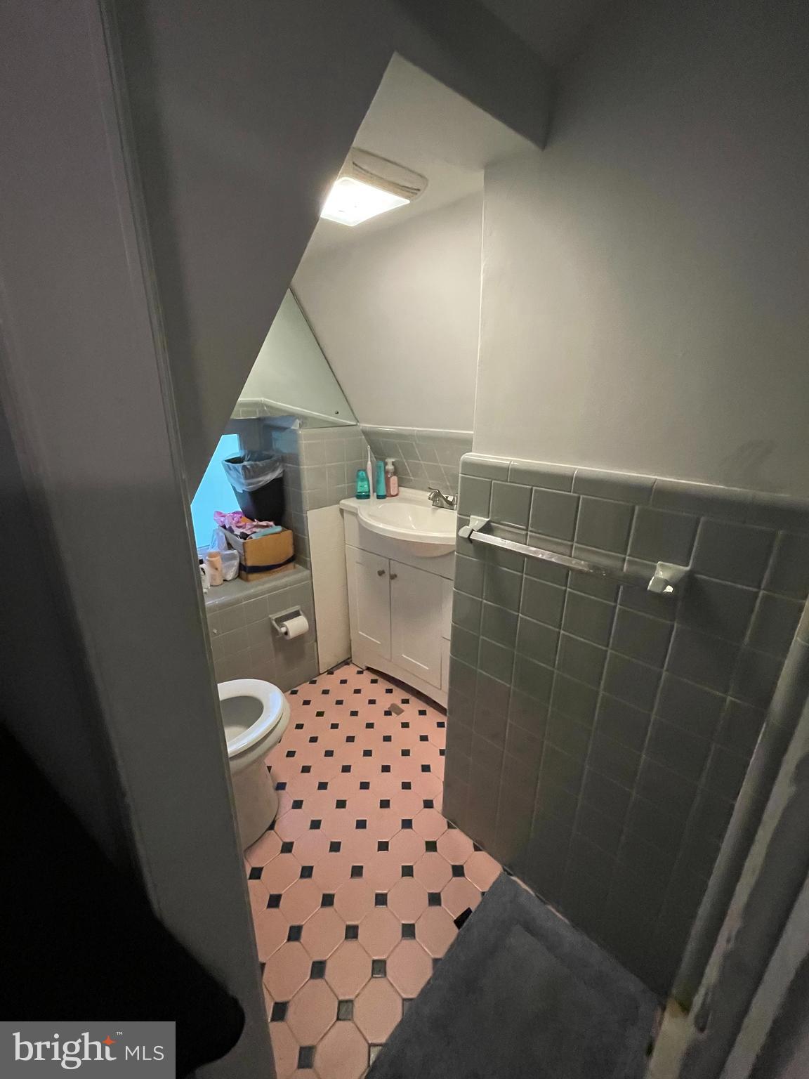7301 Granite Road Elkins Park, PA 19027 - Photo 17 of 36 Master Bathroom
