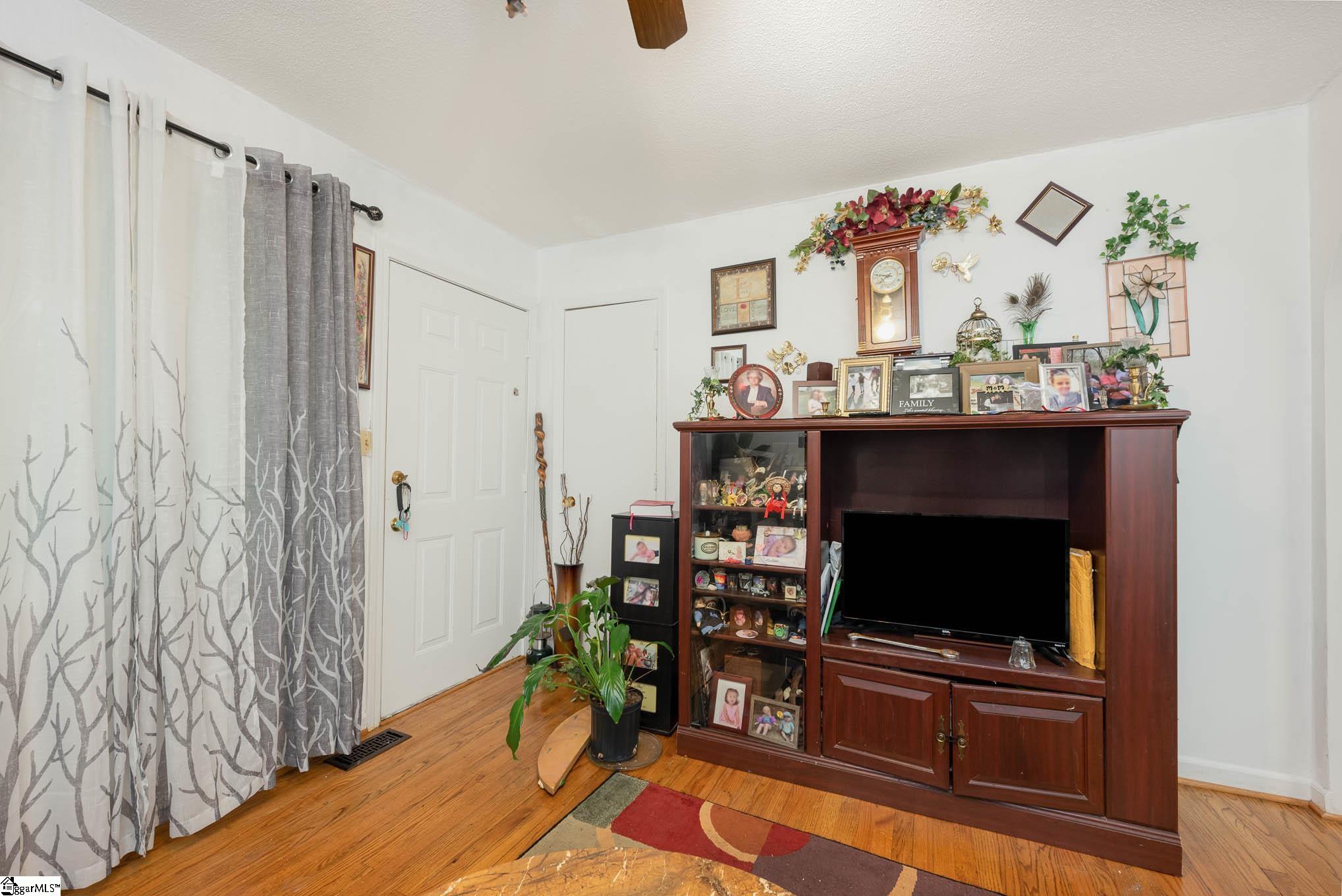 448 Robinson Bridge Road Central, SC 29630 - Photo 7 of 25