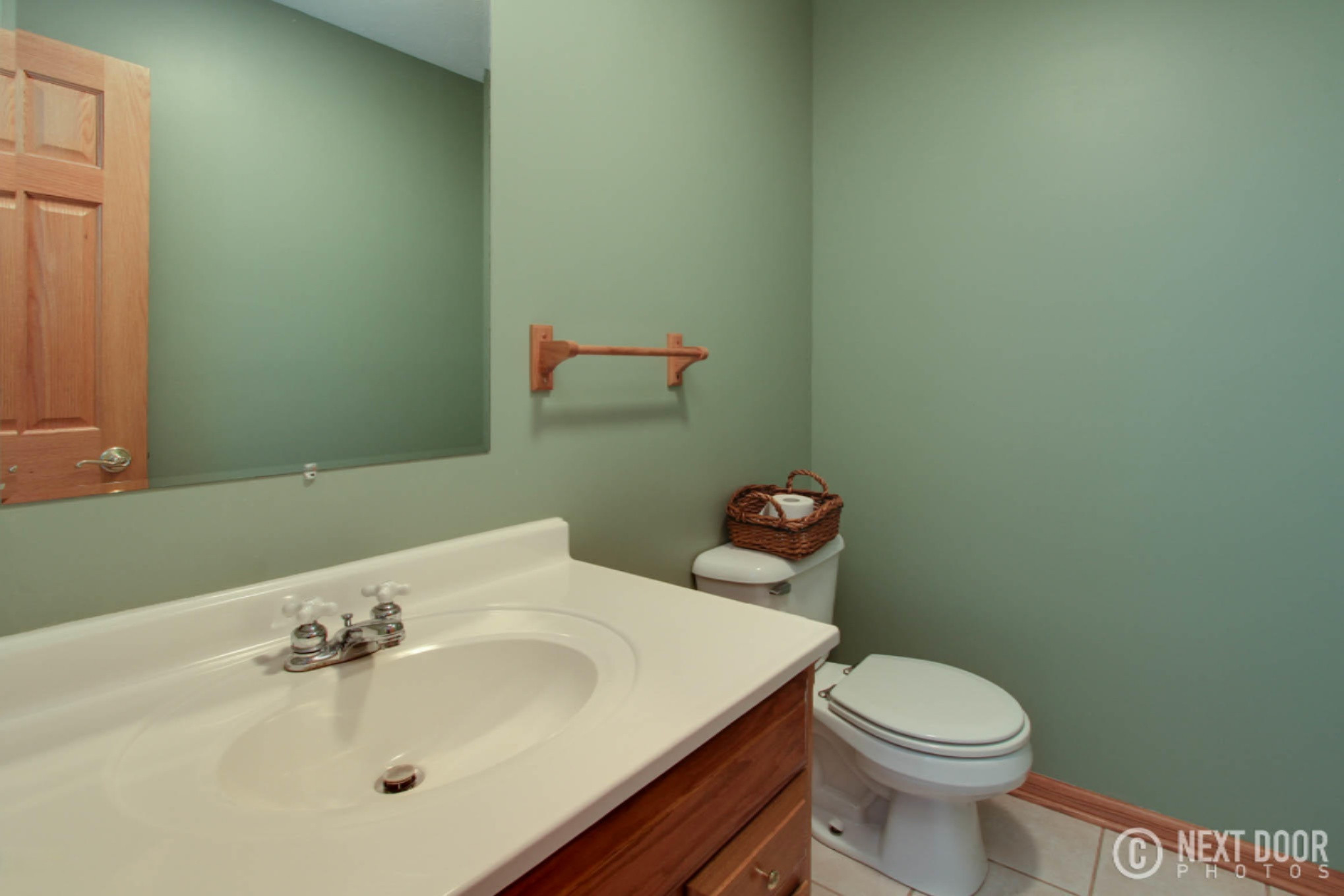 16777 Bridlepath Spring Lake, MI 49456 - Photo 15 of 35 16777 Bridlepath_0052Blended