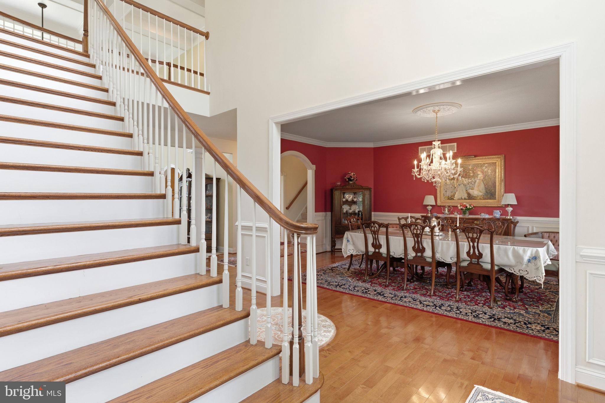 9 Deer Ridge Court Phoenix, MD 21131 - Photo 10 of 96 CURVED STAIRCASE