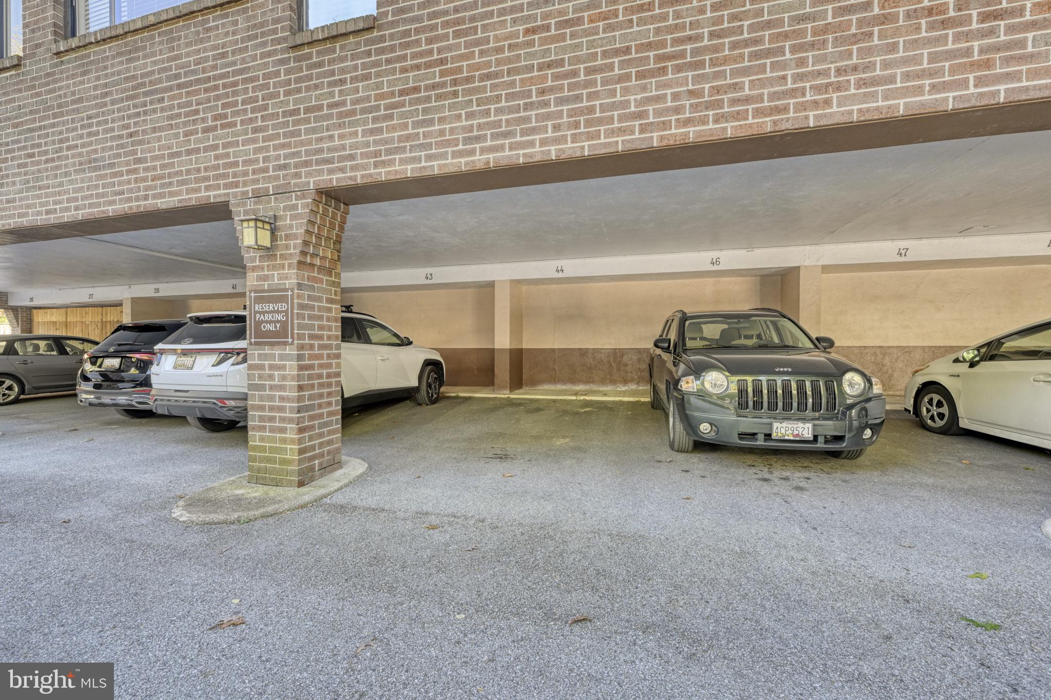 200 Cross Keys Road, Unit R44 Baltimore, MD 21210 - Photo 23 of 24
