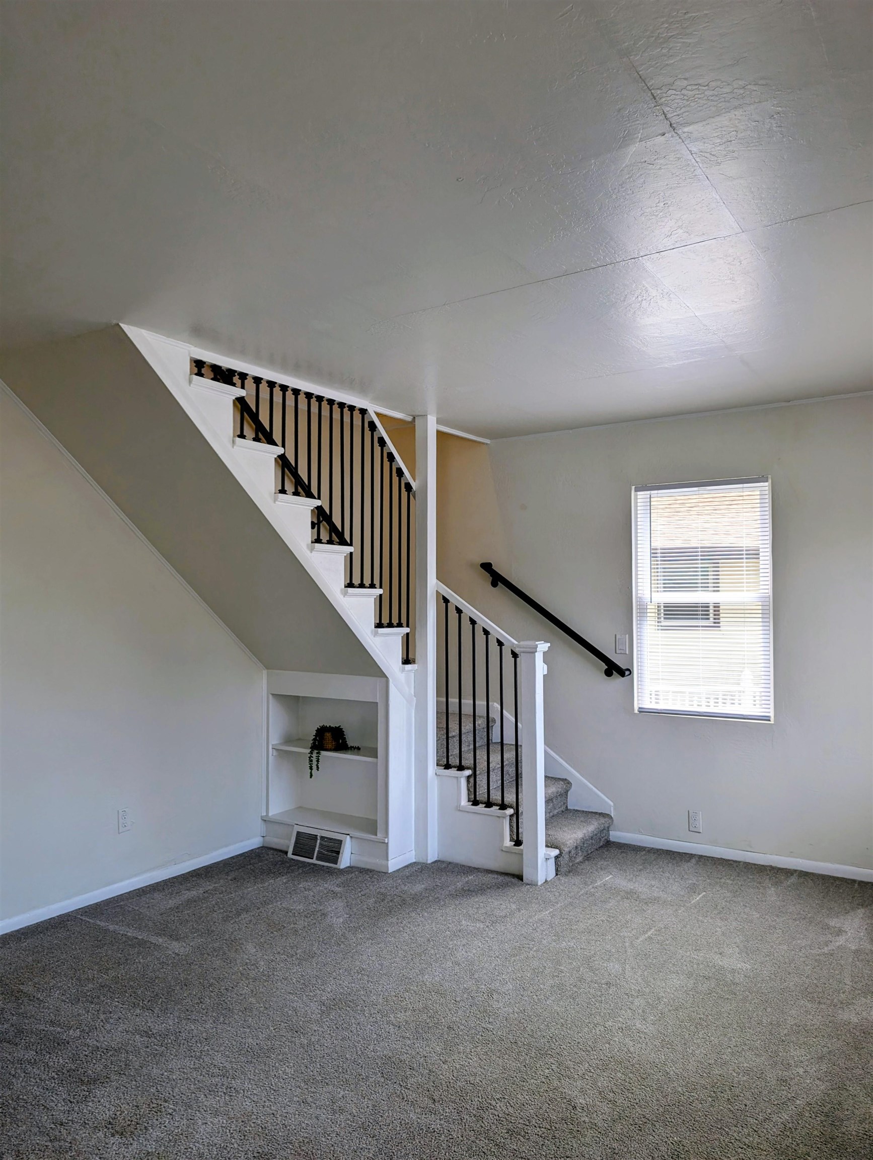 1718 East John Street Appleton, WI 54915 - Photo 23 of 50 Gallery Image 23