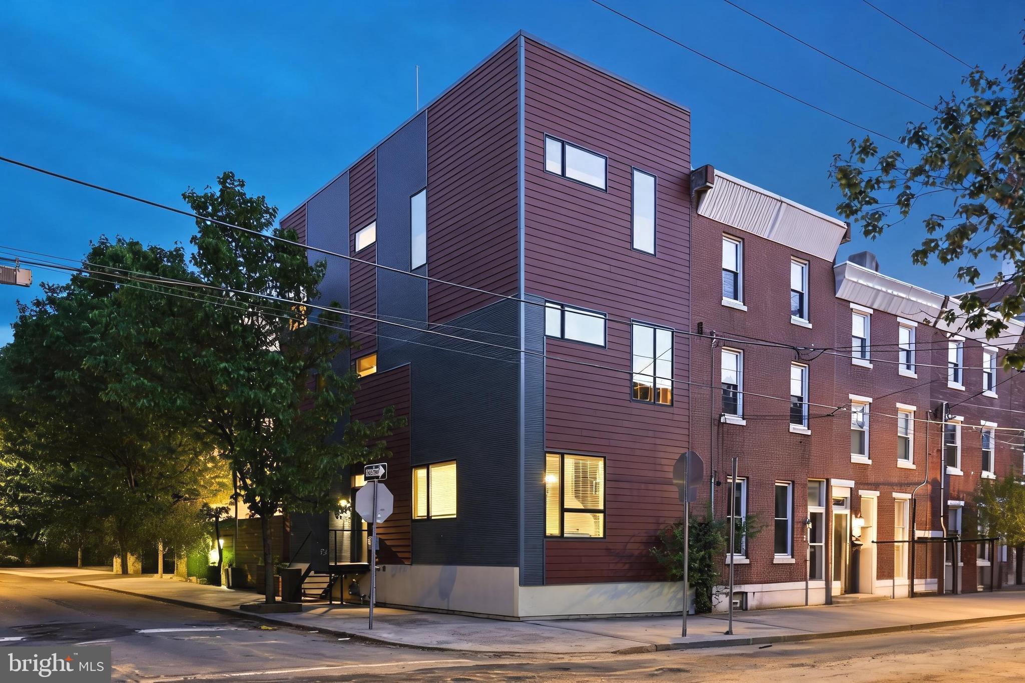 1724 Tulip Street Philadelphia, PA 19125 - Photo 14 of 53 Exterior Corner
