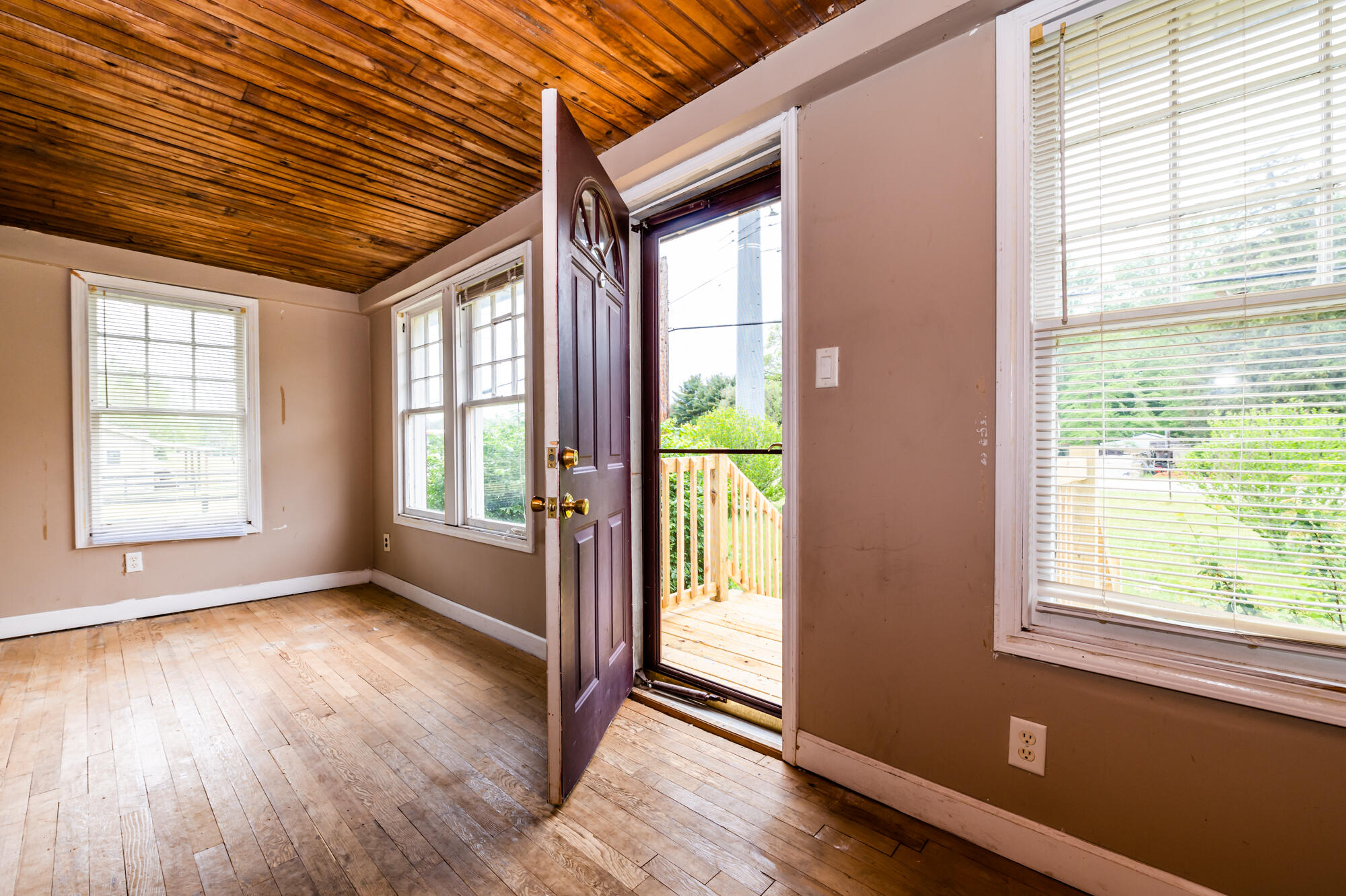 9061 California Road Bridgman, MI 49106 - Photo 6 of 22 California-108