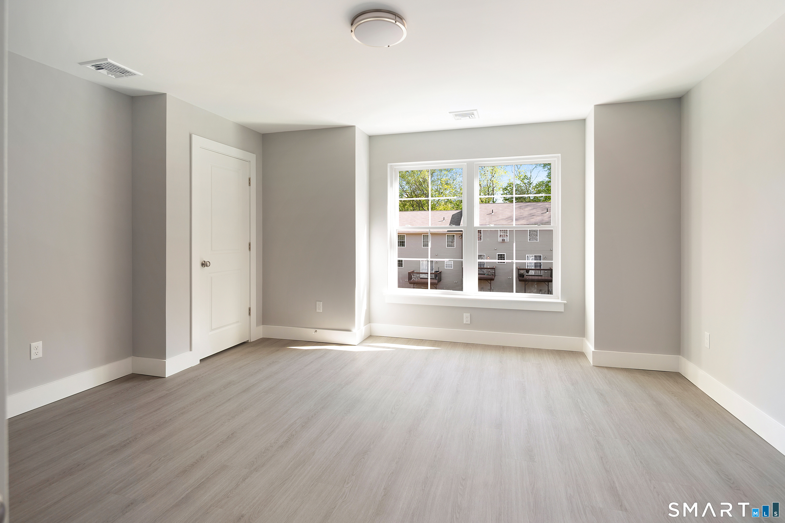 91 Taft Pointe, Unit 11 Waterbury, CT 06708 - Photo 14 of 22 Gallery Image 14