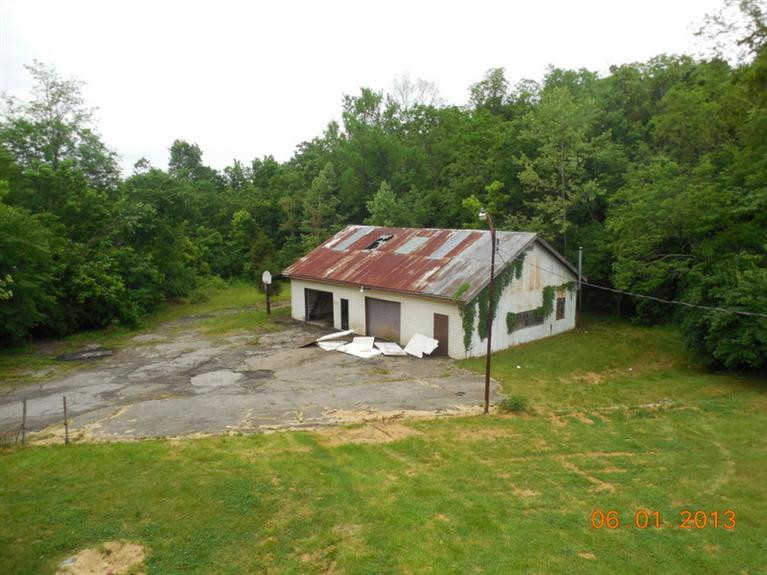 414 Uhl Road Newport, KY 41076 - Photo 2 of 12 Gallery Image 2