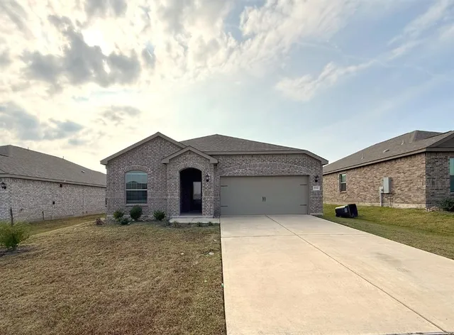 $1,999 | 1715 Cotton Blossom Lane, Princeton, TX 75407