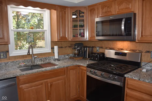 $510,000 | 2432 Stafford Place, Martinsville, IN 46151