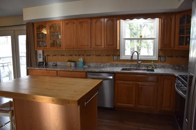 $510,000 | 2432 Stafford Place, Martinsville, IN 46151