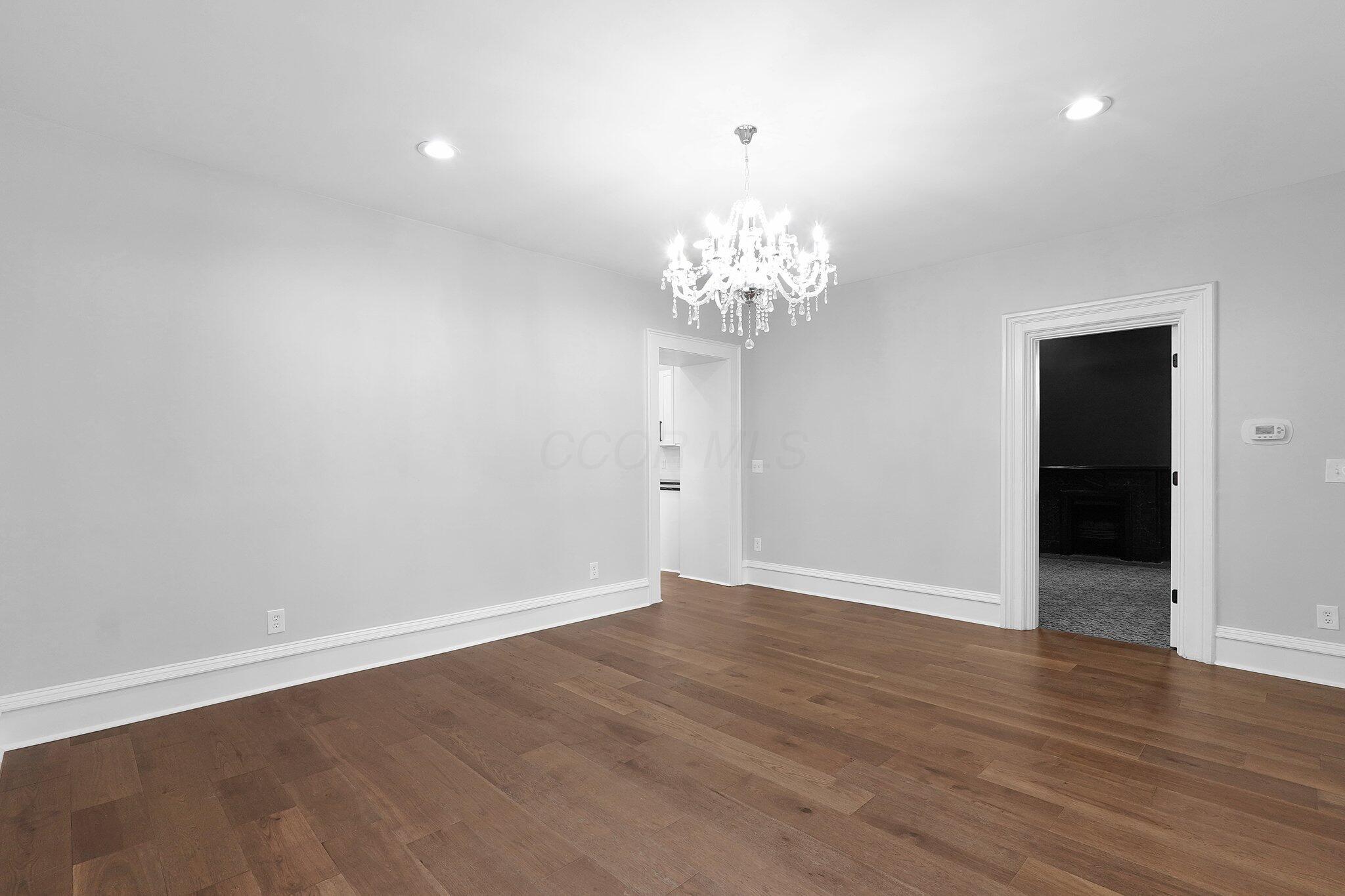 1571 Dyer Road Grove City, OH 43123 - Photo 15 of 66 18-web-or-mls-1571-dyer-rd