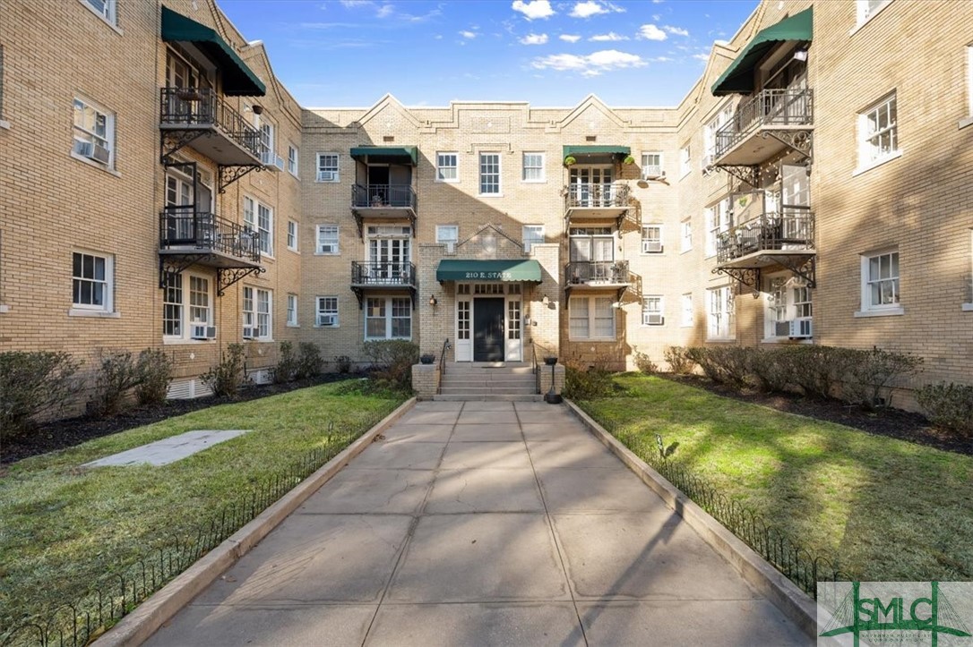 210 East State St Unit 35  