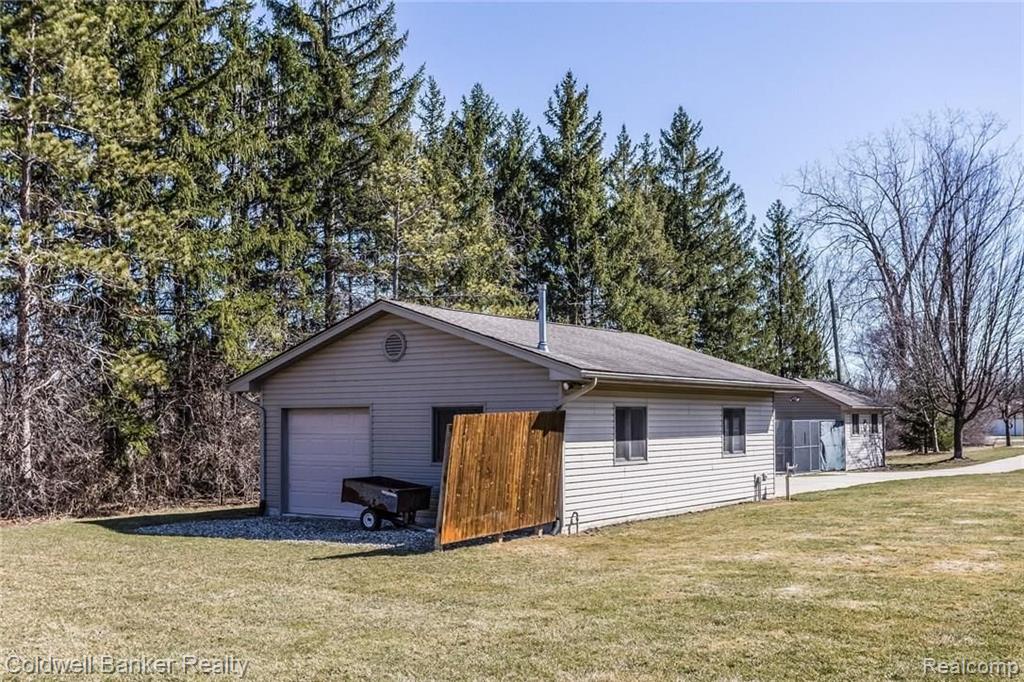 836 Shortridge Avenue Rochester Hills, MI 48307 - Photo 37 of 51