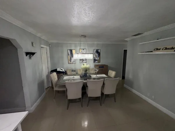 $4,500 | 6704 Inwood, North Lauderdale, FL 33068