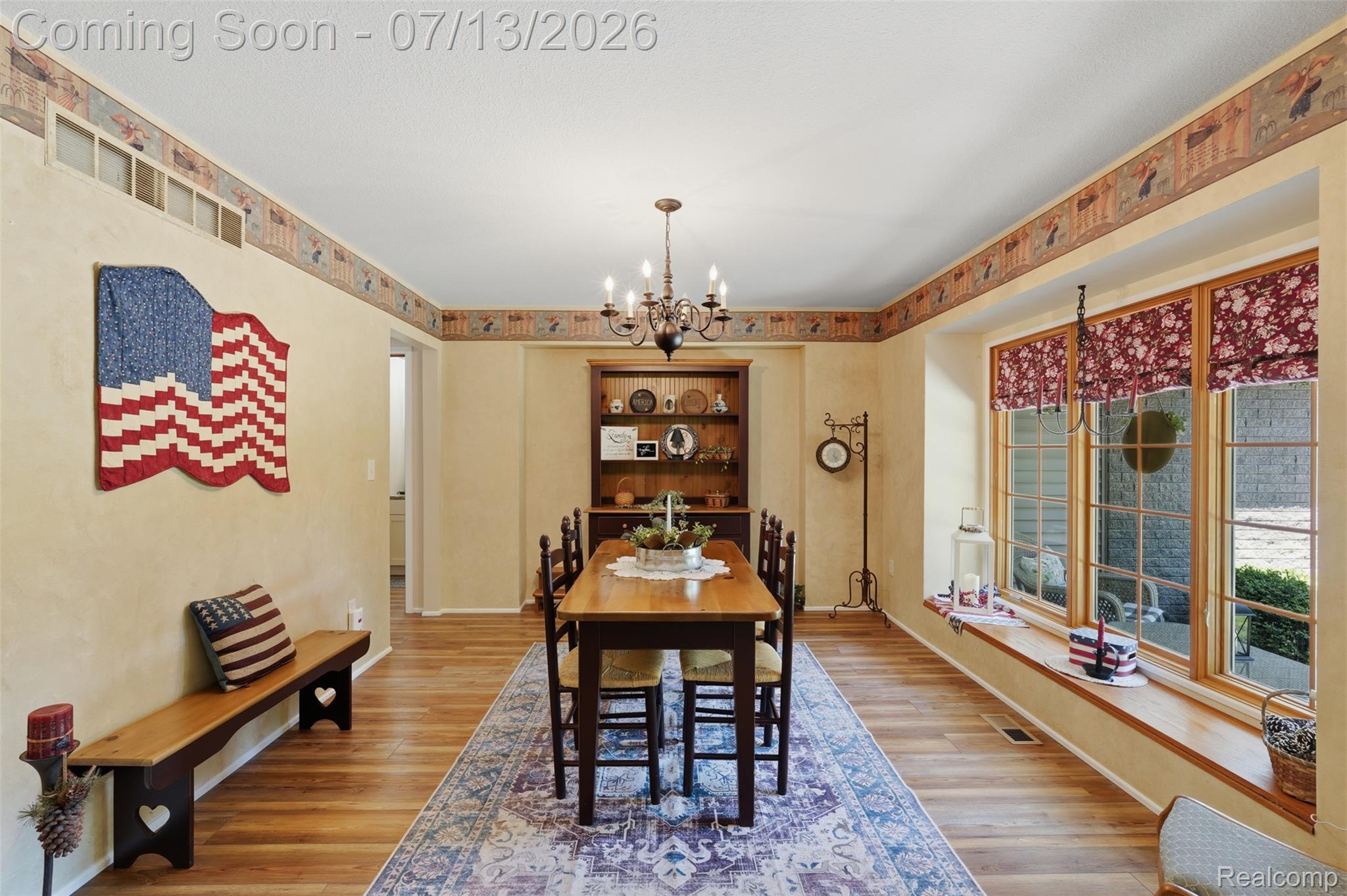 10525 Antcliff Road Brooklyn, MI 49230 - Photo 6 of 80 Spacious dining area featuring new laminate flooring