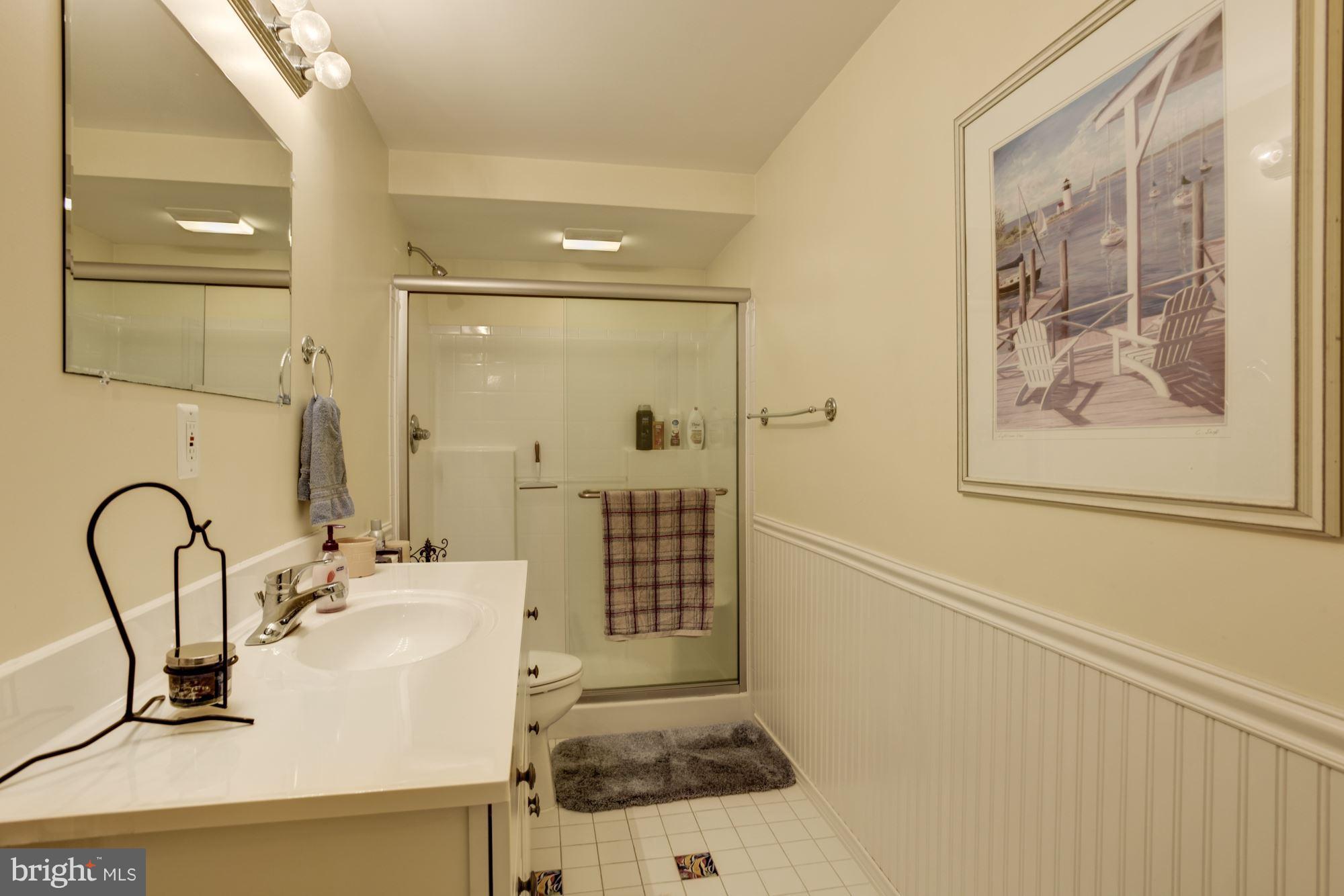 3842 Devonshire Road Hampstead, MD 21074 - Photo 26 of 30 Basement bath