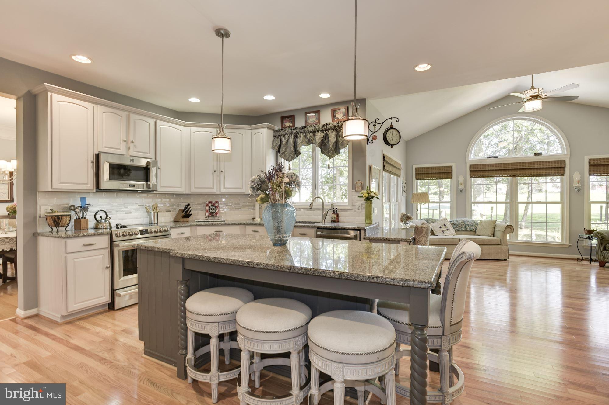 3842 Devonshire Road Hampstead, MD 21074 - Photo 8 of 30 Kitchen