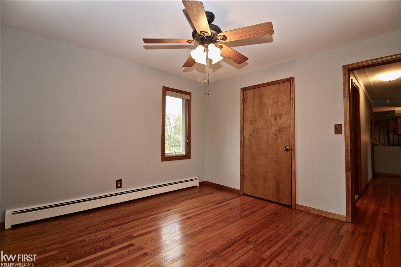 2223 Wiggins Road Fenton, MI 48430 - Photo 19 of 30 31379304-21.JPG