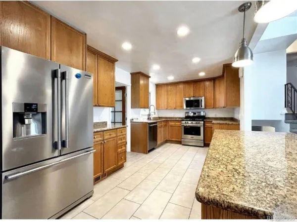 $2,700 | 13121 East 31st Avenue, Aurora, CO 80011