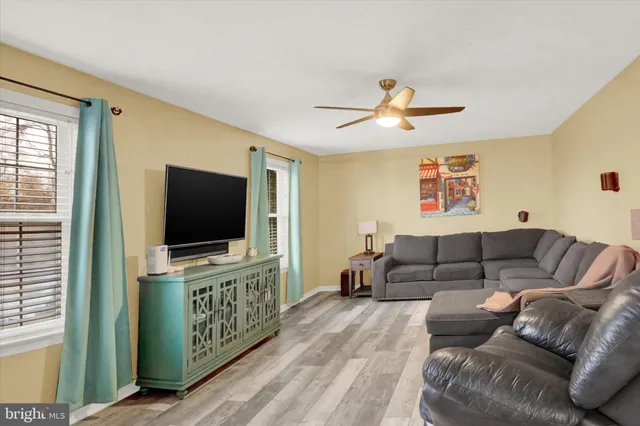 $460,000 | 123 Graystone Drive, Hummelstown, PA 17036