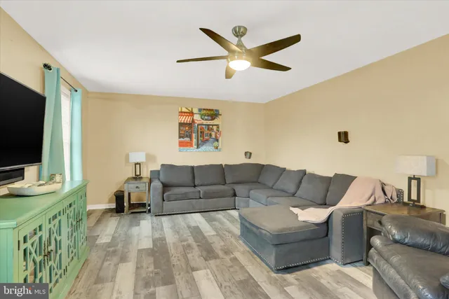 $460,000 | 123 Graystone Drive, Hummelstown, PA 17036