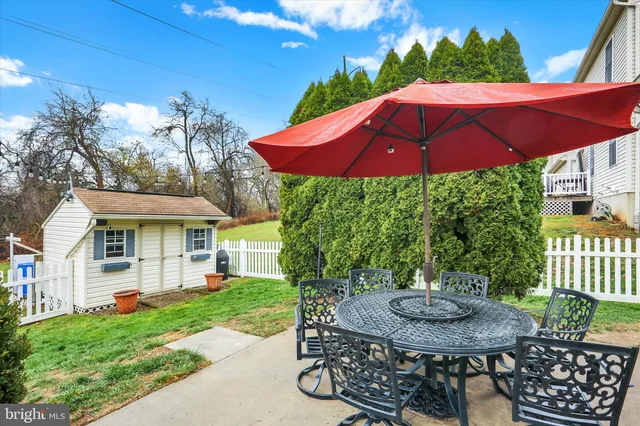 $460,000 | 123 Graystone Drive, Hummelstown, PA 17036