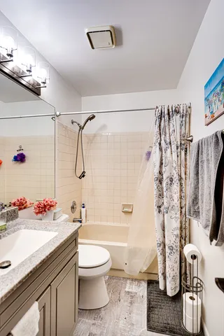 $339,900 | 1715 Riverwood Drive, Algonquin, IL 60102