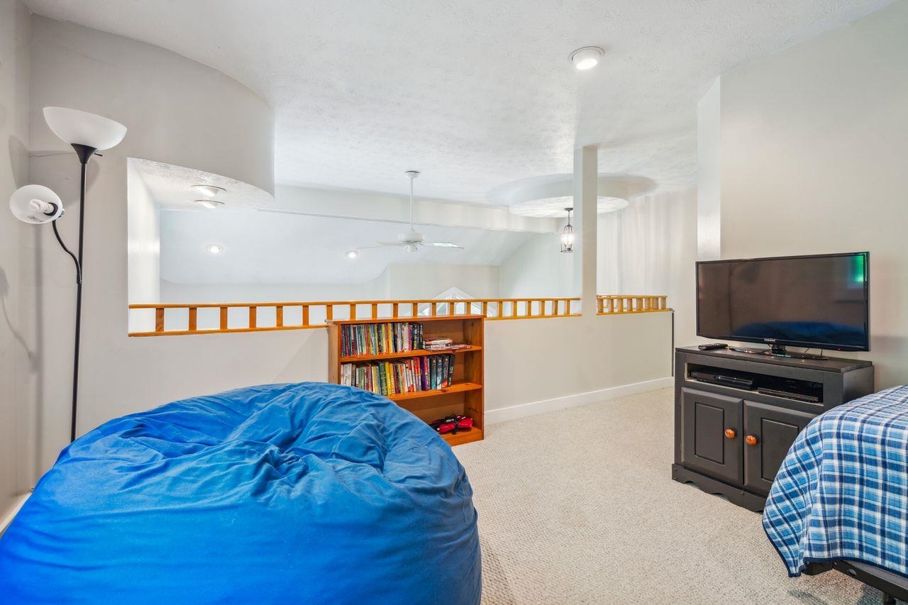 23 Beacon Hill Road Thornton, NH 03285 - Photo 14 of 37