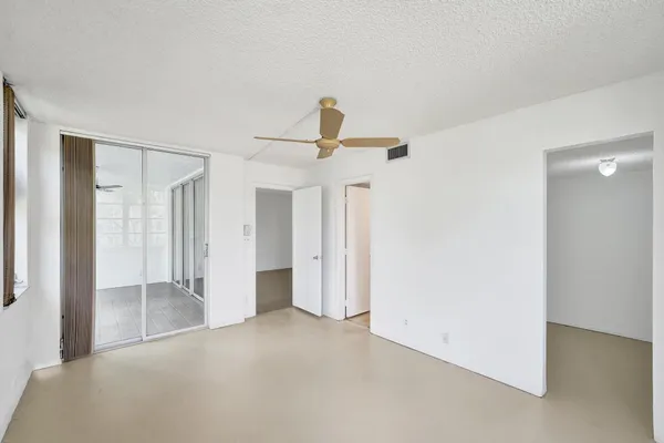 $259,900 | 1811 Sabal Palm Drive, Unit 203, Davie, FL 33324
