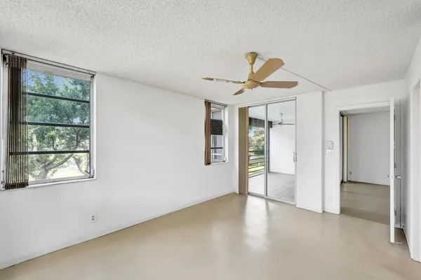 $259,900 | 1811 Sabal Palm Drive, Unit 203, Davie, FL 33324