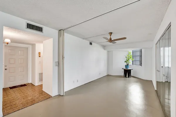 $259,900 | 1811 Sabal Palm Drive, Unit 203, Davie, FL 33324