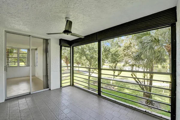 $259,900 | 1811 Sabal Palm Drive, Unit 203, Davie, FL 33324
