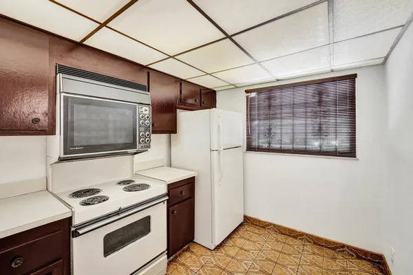 $259,900 | 1811 Sabal Palm Drive, Unit 203, Davie, FL 33324