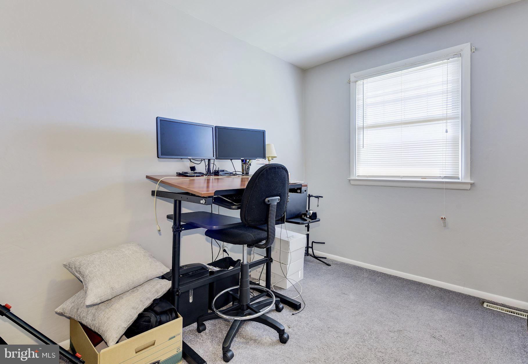 806 Cleveland Avenue Riverside, NJ 08075 - Photo 16 of 19 3rd Bedroom