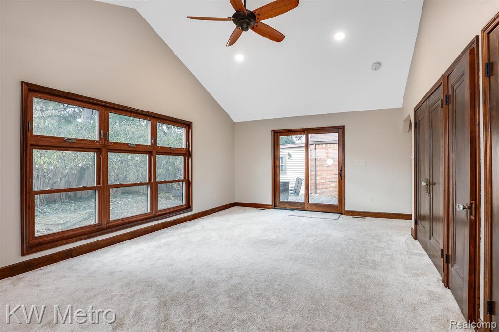 407 Touraine Road Grosse Pointe Farms, MI 48236 - Photo 22 of 43