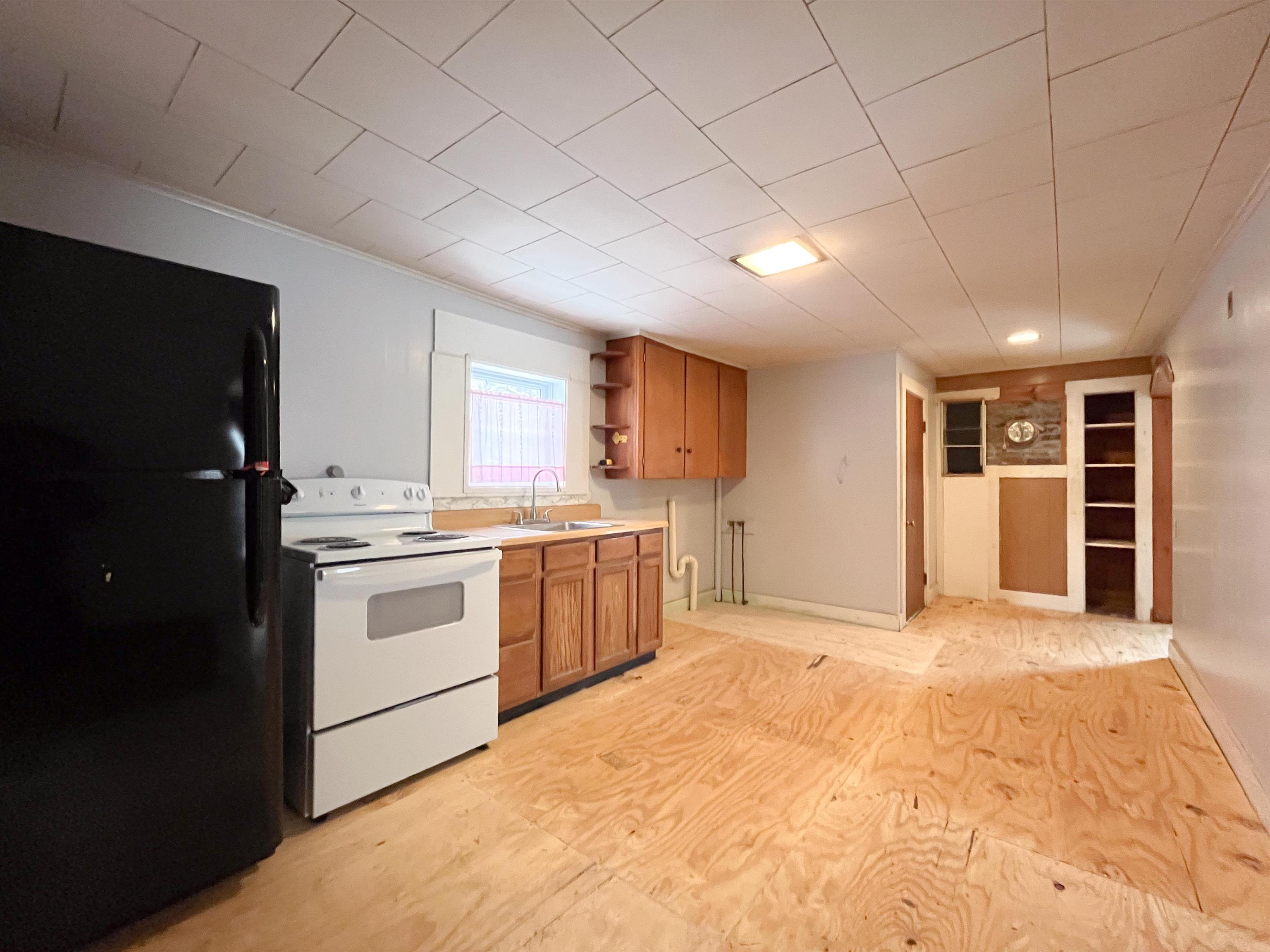 113 Meadow Street Littleton, NH 03561 - Photo 14 of 35