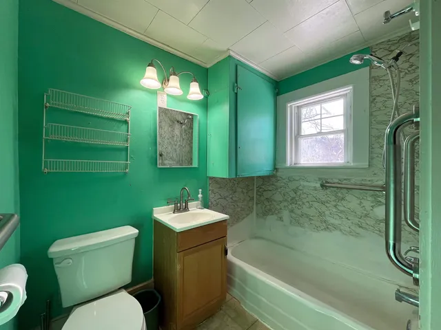 $200,000 | 113 Meadow Street, Littleton, NH 03561