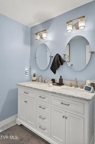 $369,900 | 195 Woodstock Lane, Bristol, VA 24201