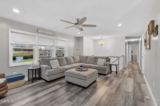 $369,900 | 195 Woodstock Lane, Bristol, VA 24201