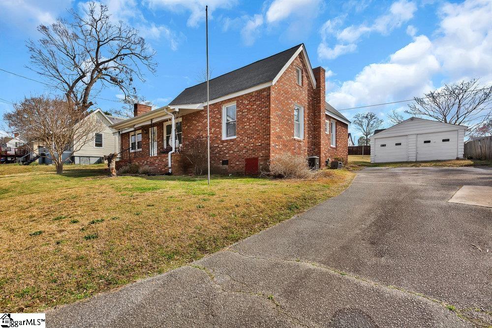 16 Spring Street Piedmont, SC 29673 - Photo 16 of 20 Gallery Image 16
