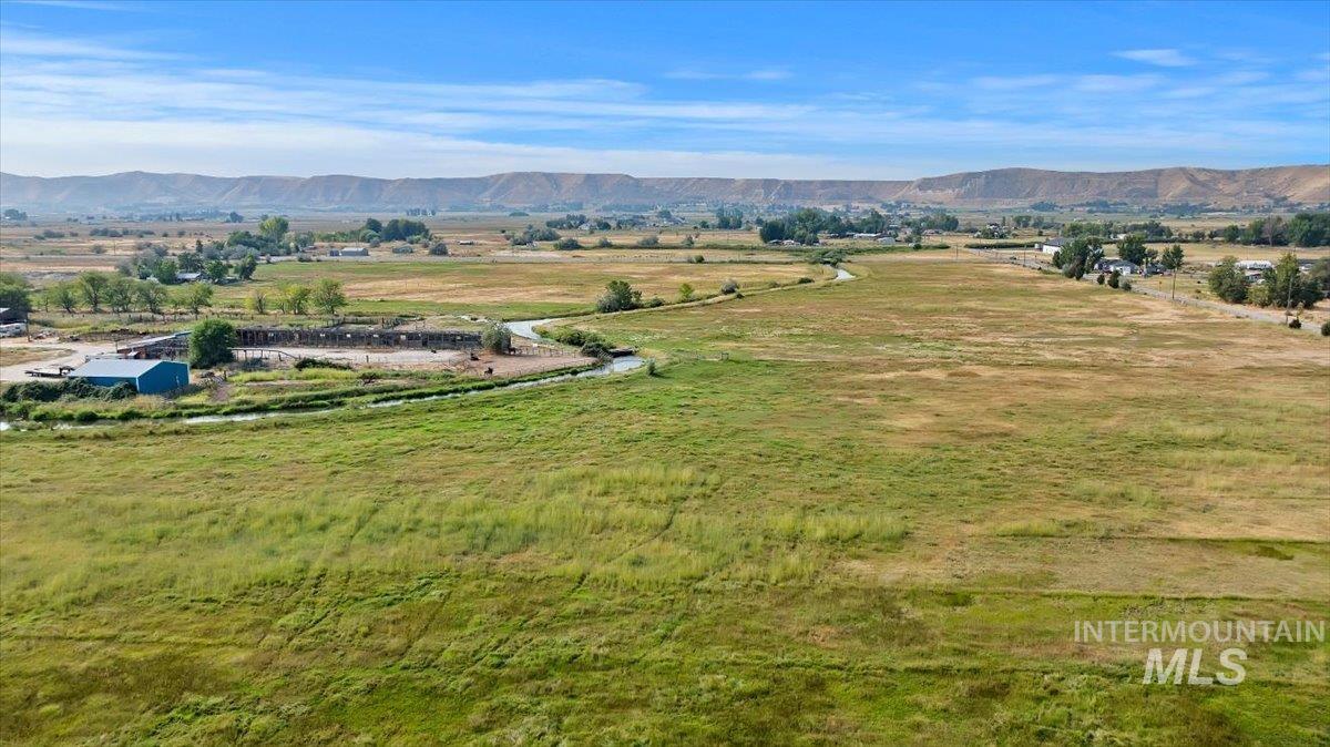 1627 Union Road Emmett, ID 83617 - Photo 12 of 18 Gallery Image 12
