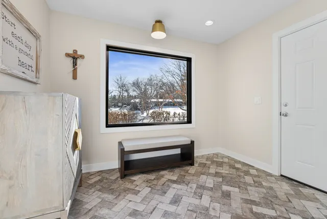 $899,000 | 22W364 Glen Park Road, Glen Ellyn, IL 60137