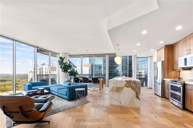 $925,000 | 1080 Peachtree Street Northeast, Unit 2503, Atlanta, GA 30309