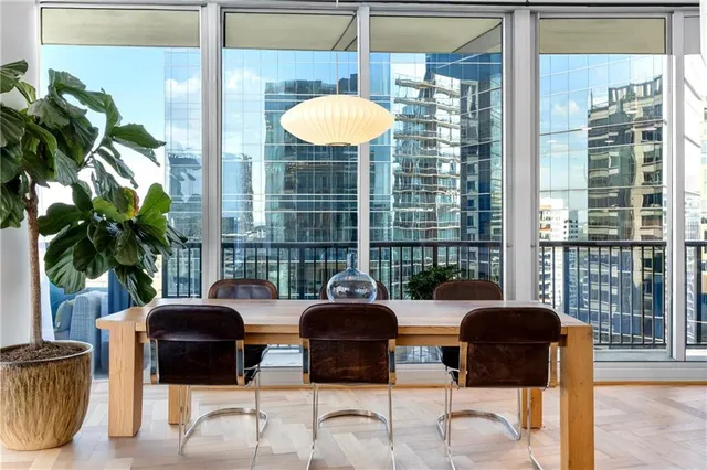 $925,000 | 1080 Peachtree Street Northeast, Unit 2503, Atlanta, GA 30309