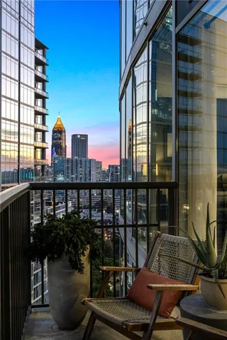 $925,000 | 1080 Peachtree Street Northeast, Unit 2503, Atlanta, GA 30309