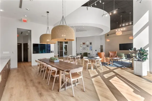 $925,000 | 1080 Peachtree Street Northeast, Unit 2503, Atlanta, GA 30309